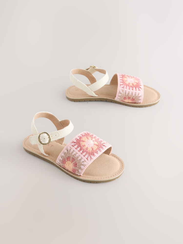 Розовый - Сандалии с вязаной отделкой - Изображение 1 5 Розовый - Сандалии с вязаной отделкой - Изображение 1 5