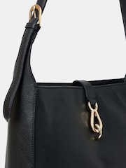 Accessorize skulderveske i skinn med lås - Bilde 5 av 6