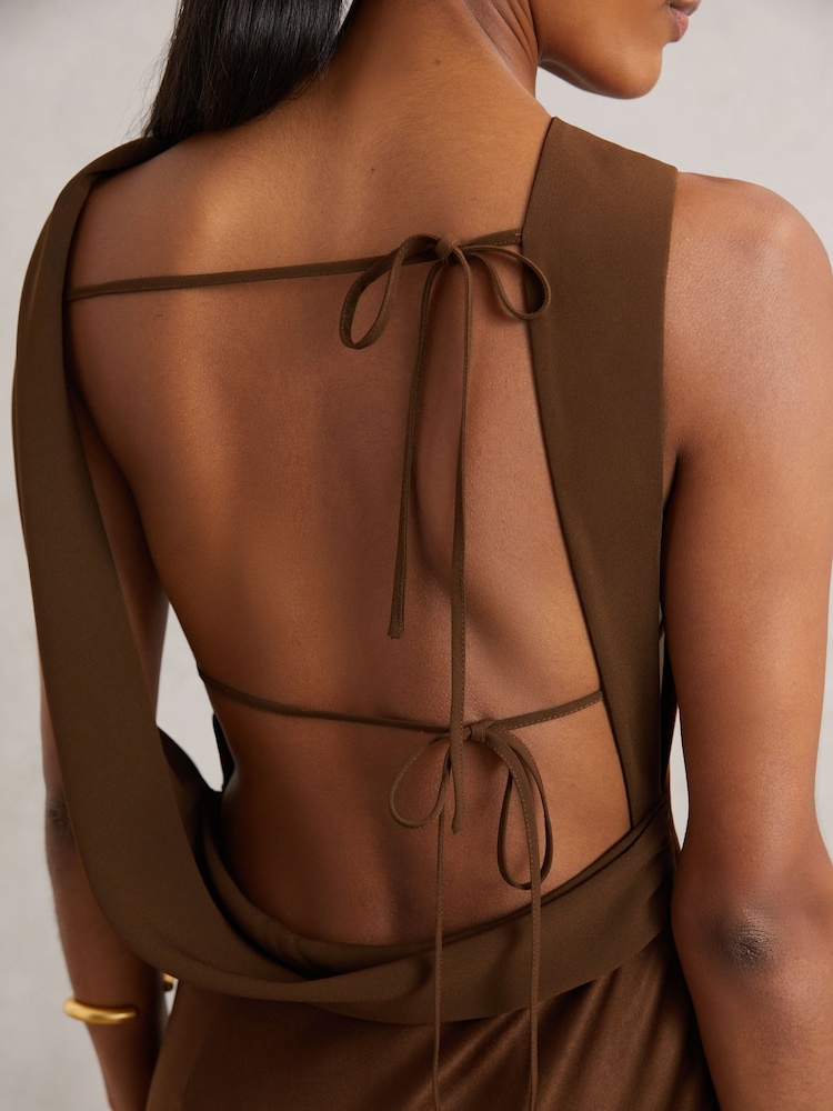 petite backless dress Buy Reiss Bronze Alula Satin Draped Open-Back from Next USA French Twist with Curls: YGroup_colourway-chantell Color:OLIVE GREEN A small clutch bag