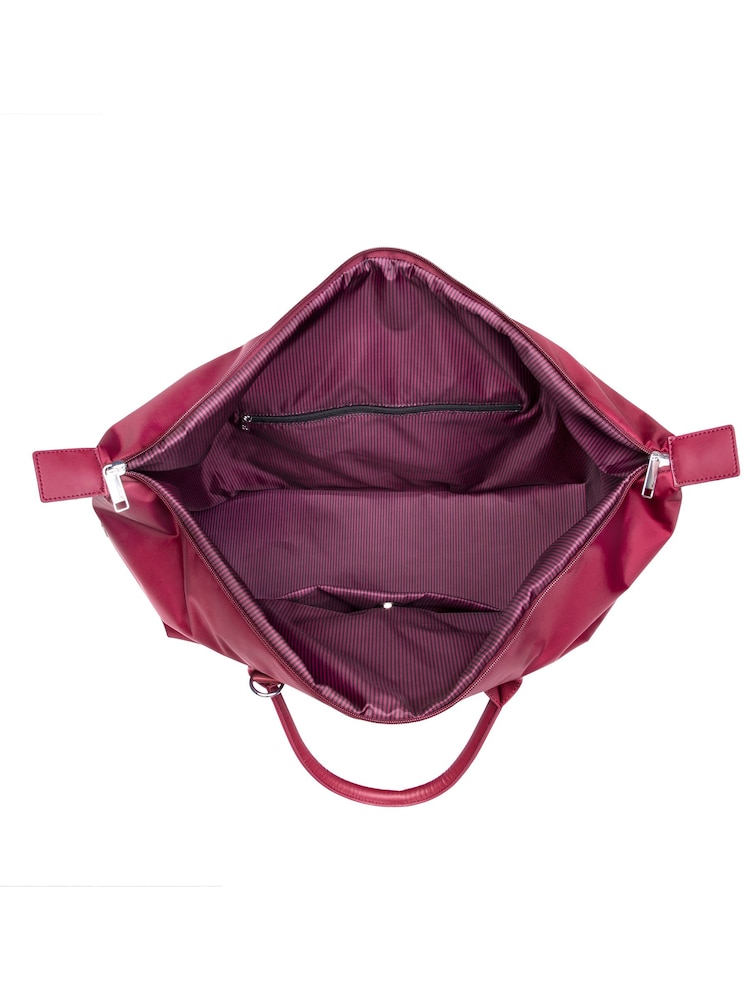 IT Luggage Large Red Lustrous Luxe French Port Holdall - Image 9 of 9