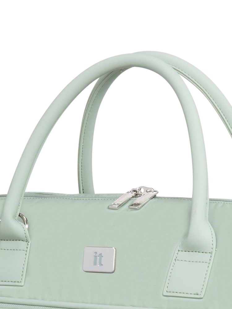IT Luggage Small Green Lustrous Luxe Desert Holdall - Image 8 of 8
