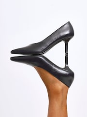Linzi Blue Bellamy V-Shaped Closed Toe Court Heels - Image 2 of 5