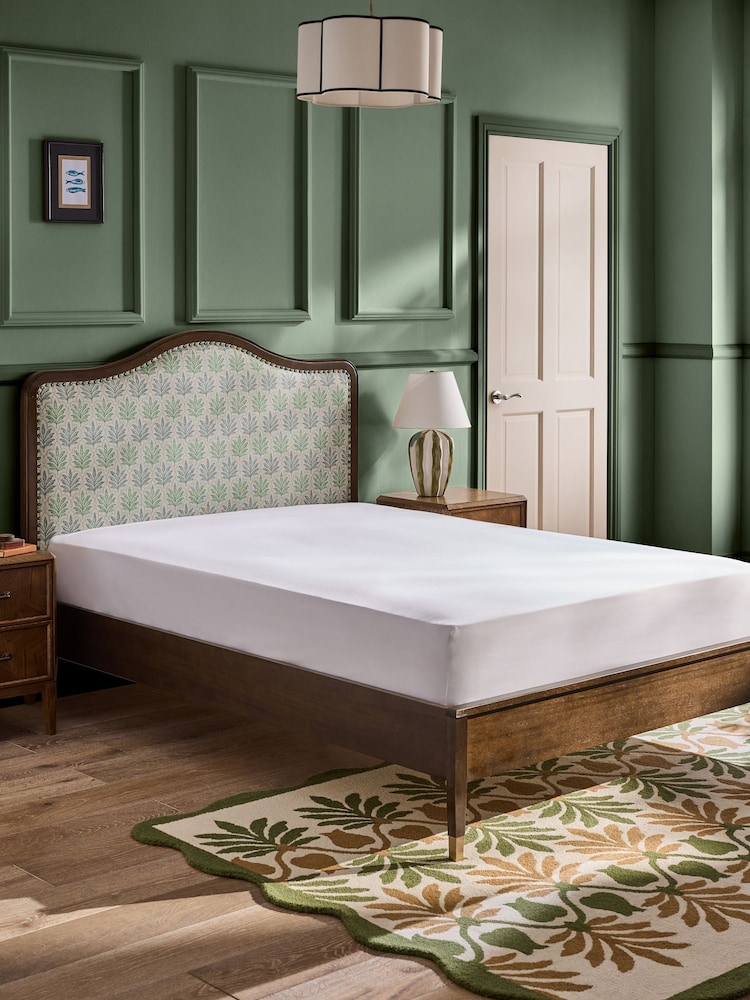 Nina Campbell Jacquard Leaf Coretta Bed - Image 2 of 6 Nina Campbell Jacquard Leaf Coretta Bed - Image 2 of 6