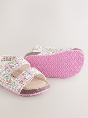 Bunt geblümt - Sandalen mit Korkfußbett und zwei Riemen - Bild 3 von 5