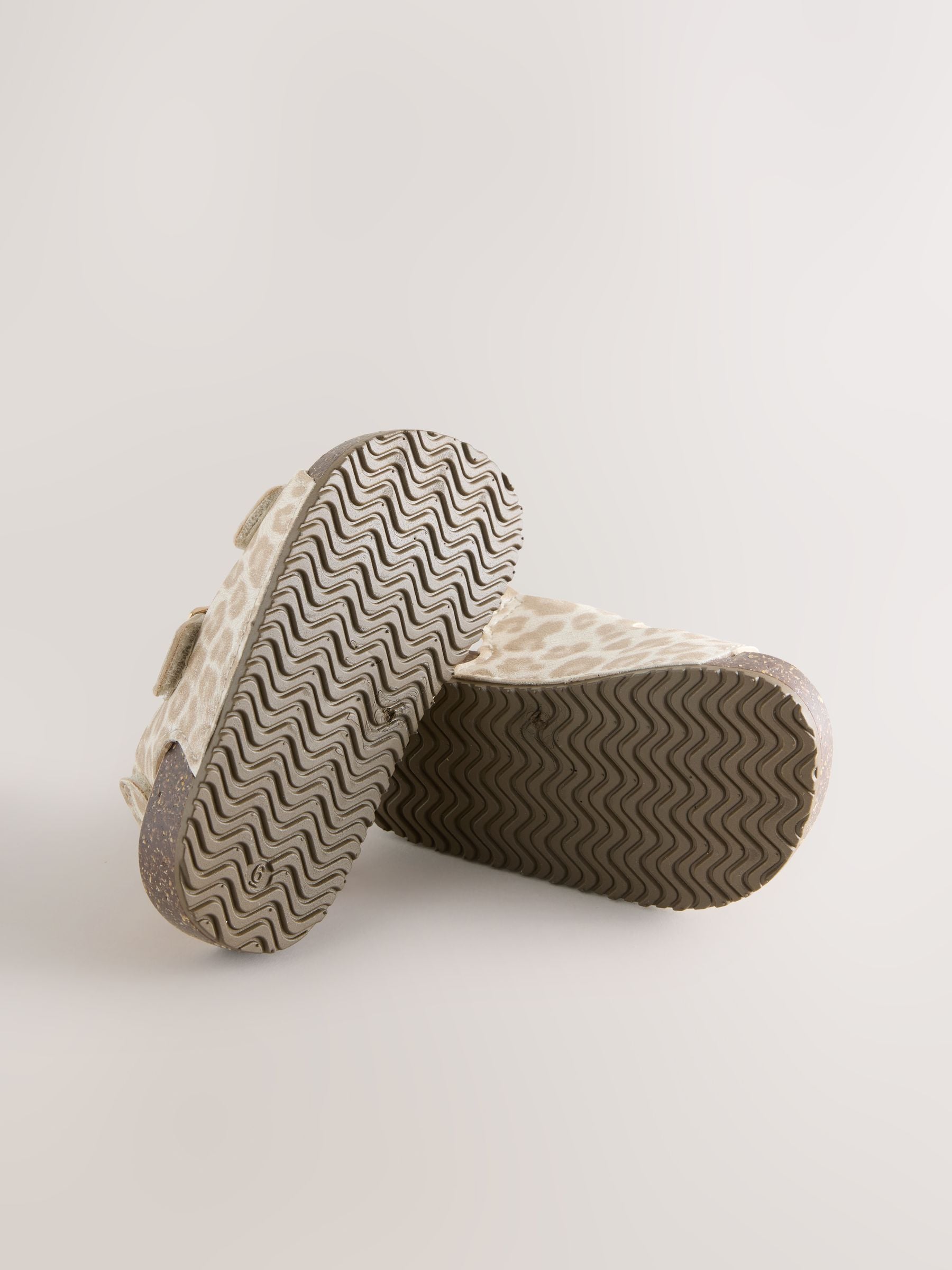 Buy Animal Standard Fit (F) Double Buckle Cushioned Footbed