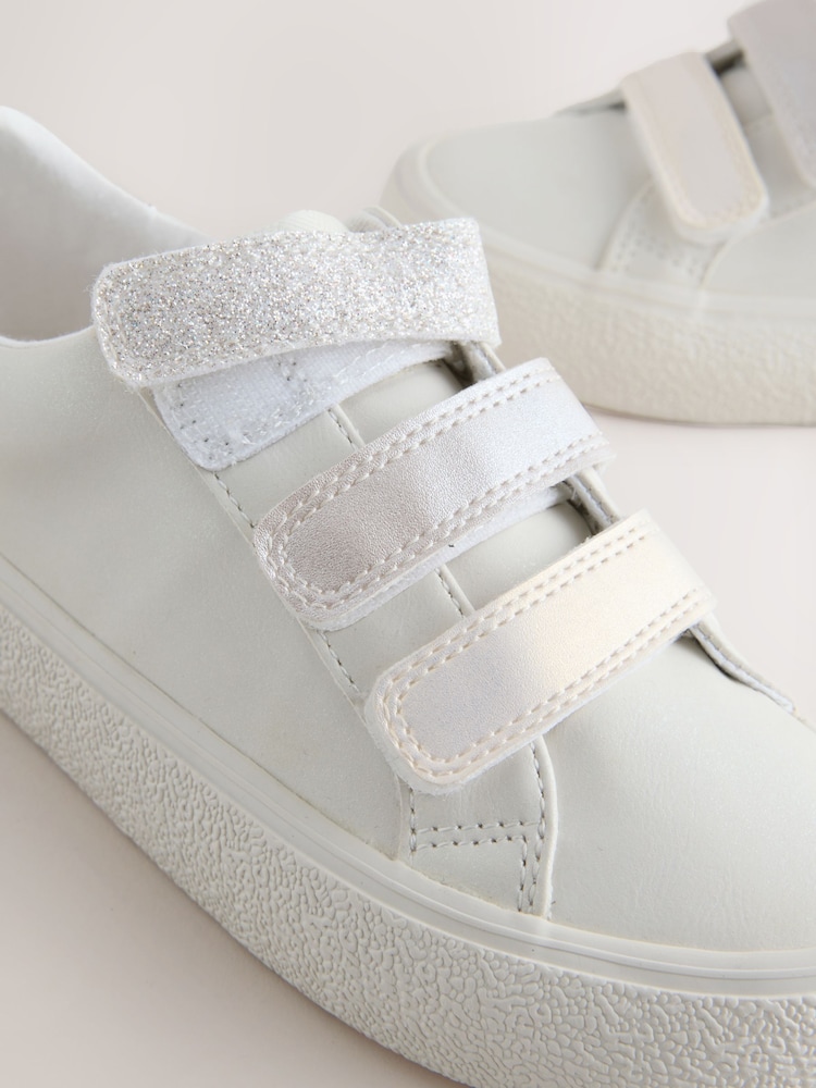 White Touch Fastening Wide Fit (G) Low Top Trainers - Image 5 of 5