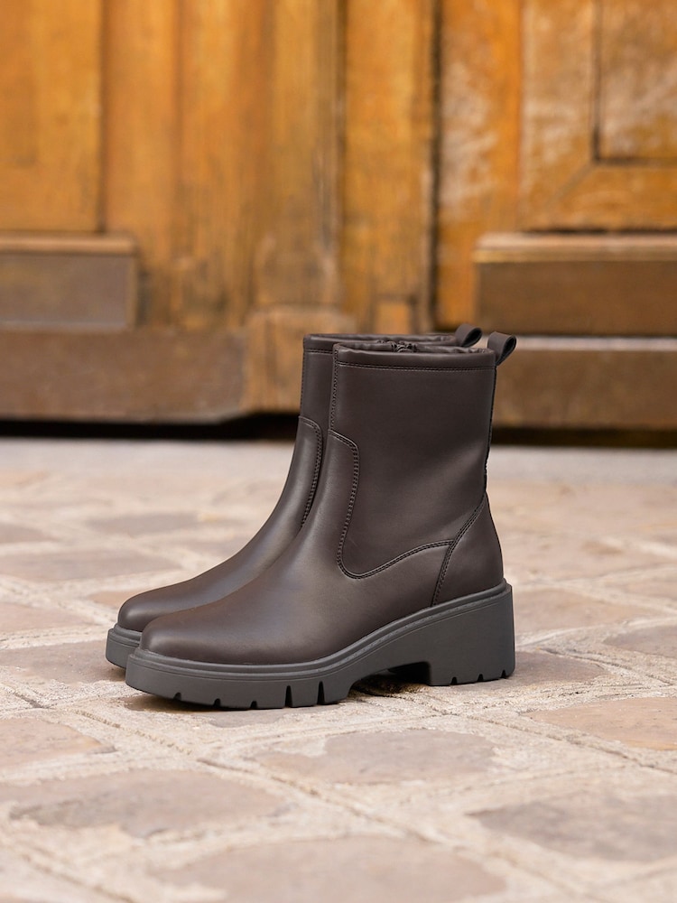 Linzi Brown Limited Wedge Ankle Boots - Image 6 of 6 Linzi Brown Limited Wedge Ankle Boots - Image 6 of 6