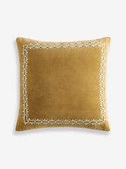 Coussin Nina Campbell en velours de coton à bordure brodée - Image 4 de 5