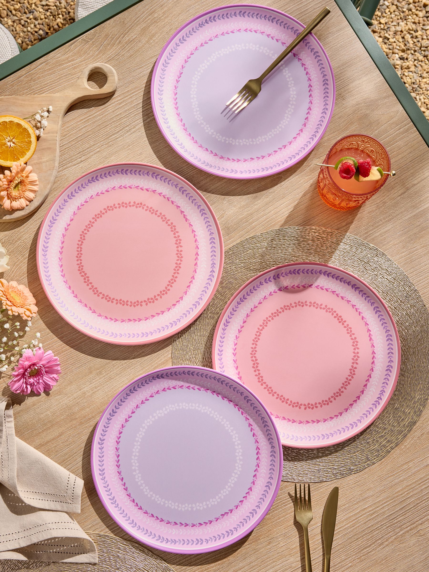 Set of 4 Pink Bold Tropic Picnic Dinner Plates