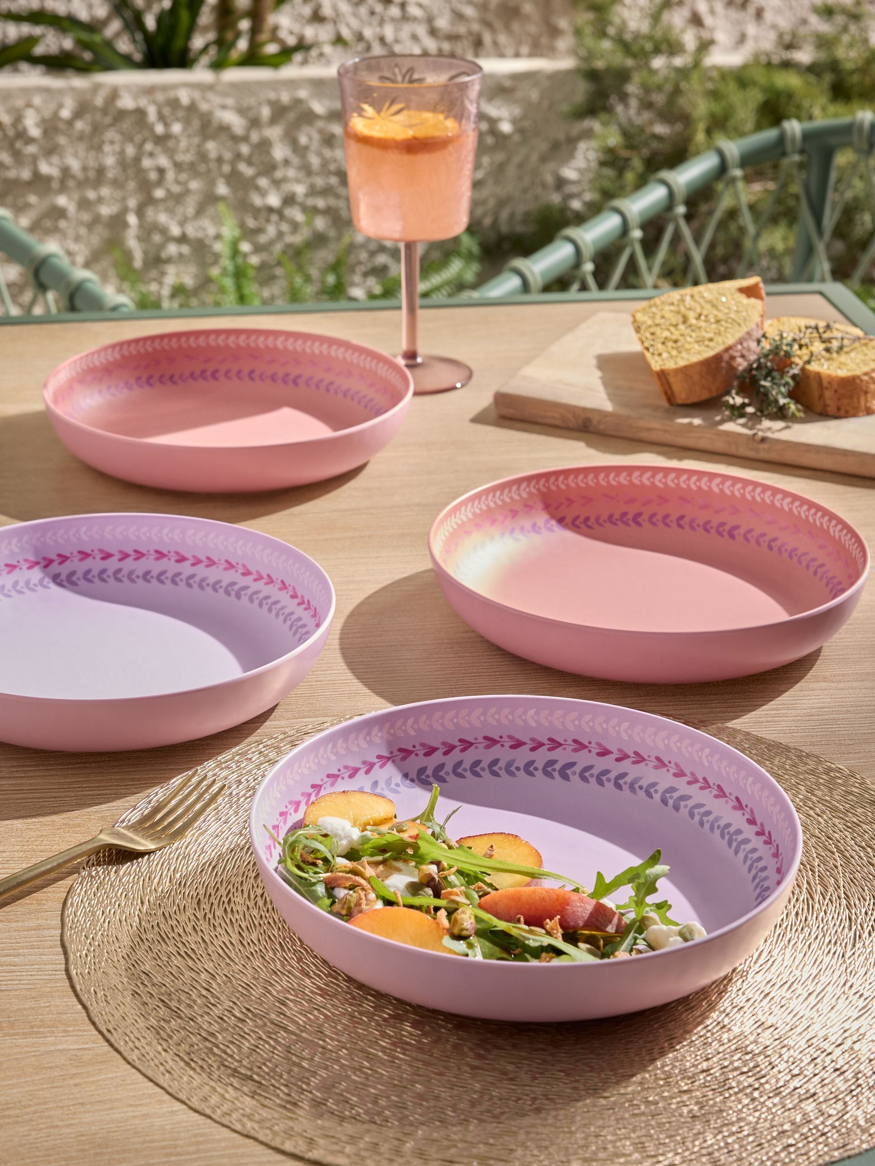 Set of 4 Pink Bold Tropic Picnic Pasta Bowls