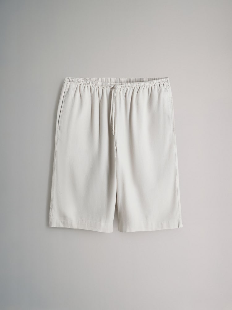 The Set 2 Pack Knee Length Shorts With Linen Black/Neutral - Image 2 of 5 The Set 2 Pack Knee Length Shorts With Linen Black/Neutral - Image 2 of 5