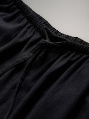 Зығыр матадан жасалған тізеге дейінгі шорттар The Set 2 - 6суретінің 6 суреті