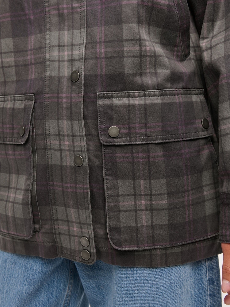 Abercrombie & Fitch Green Abercrombie & Fitch Red Mid Length Waxed Barn Jacket - Image 9 of 9