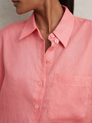 Reiss Pink Solena Oversize Linen Cropped Shirt - Image 3 of 6