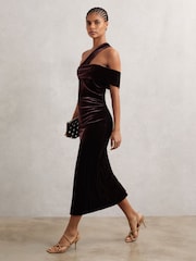 Reiss Burgundy Dalia Velvet One-Shoulder Midi Dress - Image 3 of 6