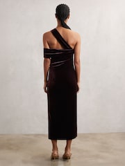 Reiss Burgundy Dalia Velvet One-Shoulder Midi Dress - Image 5 of 6