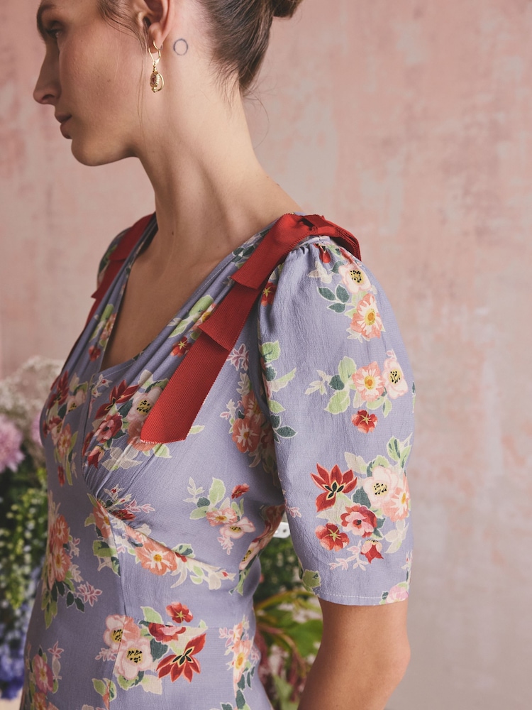 Cath Kidston Lilac Purple Violet Floral Bunches Viscose Slit Front Bow Fit and Flare Midi Dress - Image 7 of 7 Cath Kidston Lilac Purple Violet Floral Bunches Viscose Slit Front Bow Fit and Flare Midi Dress - Image 7 of 7