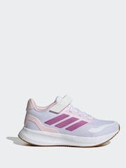 أبيض - حذاء رياضي للأطفال تشكيلة Runfalcon 5 برباط مطاطي من adidas - Image 1 of 10