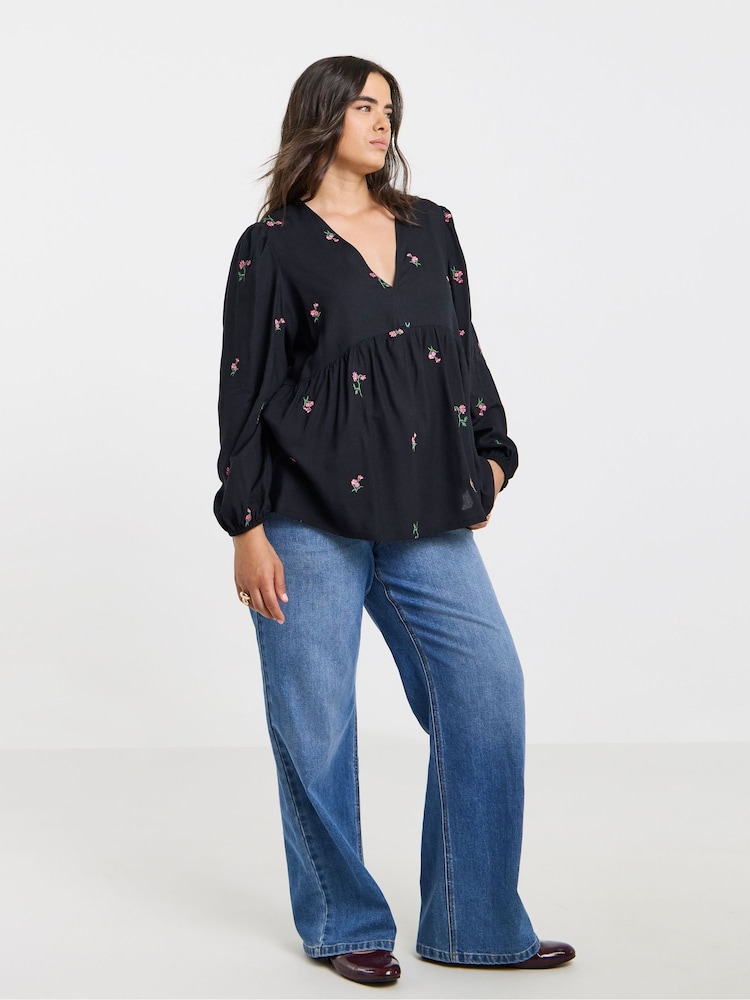 Simply Be Black Embroidered Floral V-Neck Blouse - Image 4 of 4 Simply Be Black Embroidered Floral V-Neck Blouse - Image 4 of 4
