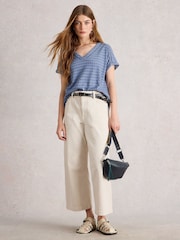 Blau - White Stuff Embroidered Stripe T-Shirt - Bild 1 von 6