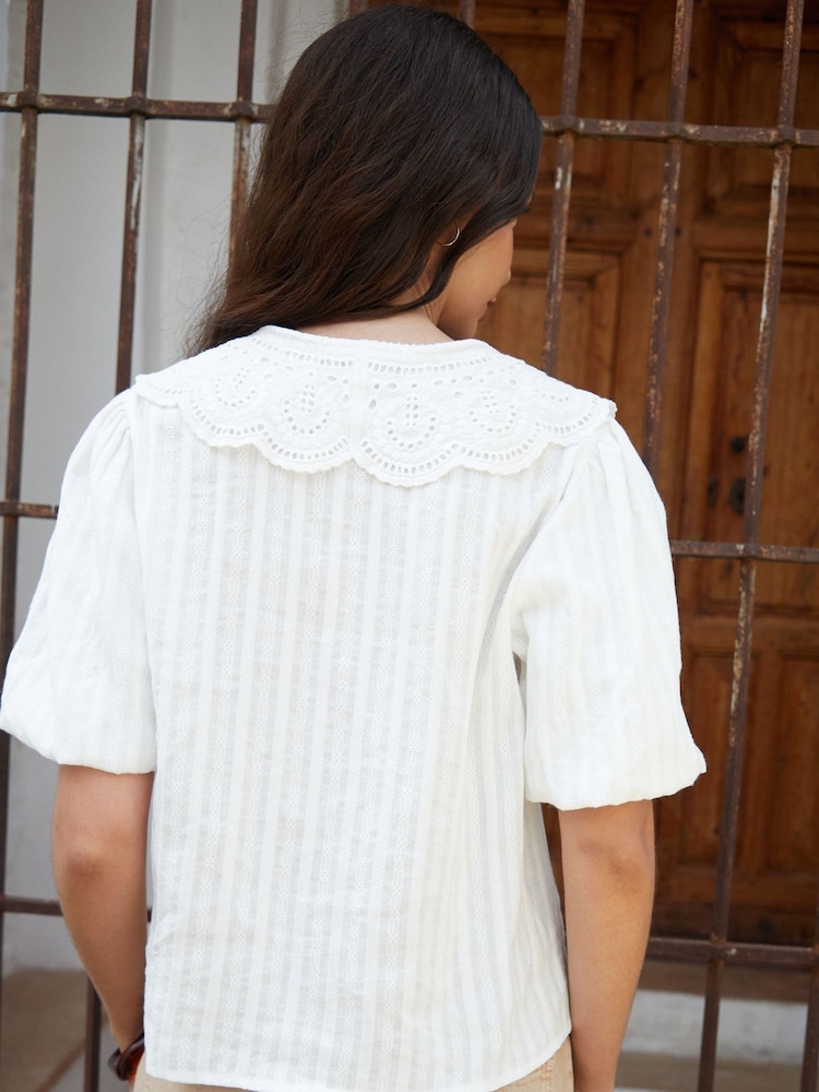 Another Sunday Broderie Collar Puff Sleeve Blouse - Imagen 2 de 5