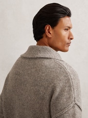 Taupe Brown Melange - Reiss Vatali Wool-Blend Relaxed Open-Collar Jumper - Imagen 4 de 9