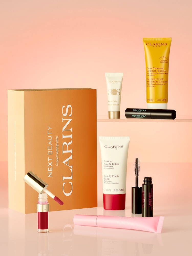 Clarins Spa at Home Beauty Box Worth £83 - Image 1 of 1