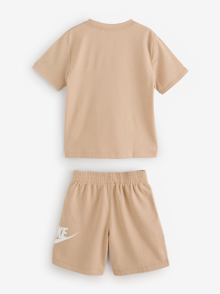 Nike Brown HBR Club T-Shirt and Shorts Set - Image 2 of 7