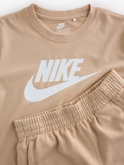 Nike Brown HBR Club T-Shirt and Shorts Set - Image 3 of 7