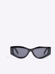 River Island Black Slim Cat Eye Chain Sunglasses - Image 1 of 4