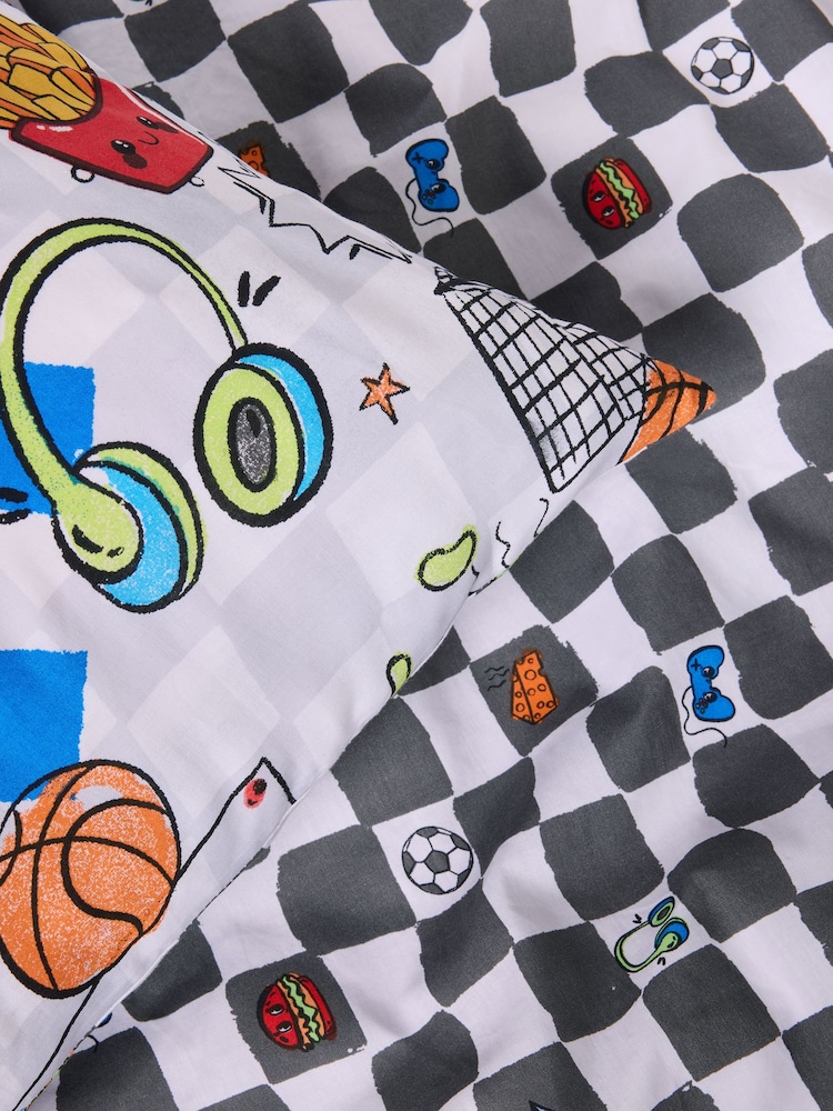 Black/White Graffiti Cotton Printed Bedding Duvet Cover and Pillowcase Set - Image 8 of 8