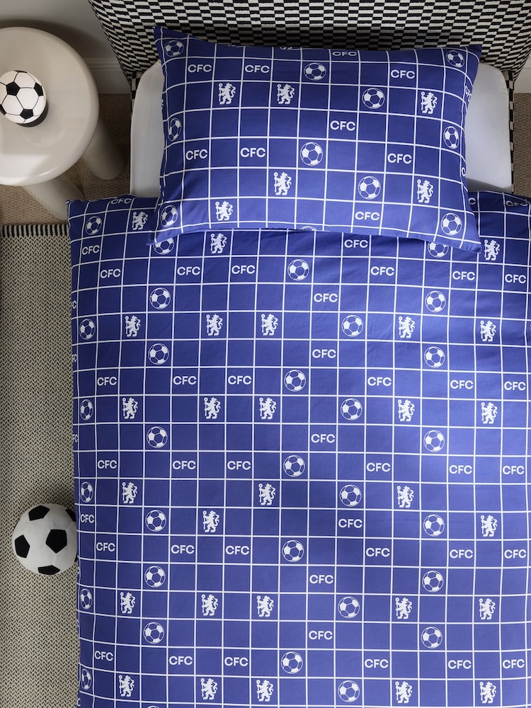 Blue Chelsea Football Club Duvet Cover and Pillowcase Set - Image 4 of 4