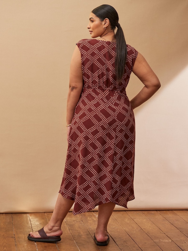 Vestido com estampa geométrica e decote em V e bainha de lenço Live Unlimited - Imagem 5 de 5