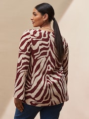 Live Unlimited Cream Animal Print Split Sleeve Blouse - Image 4 of 4