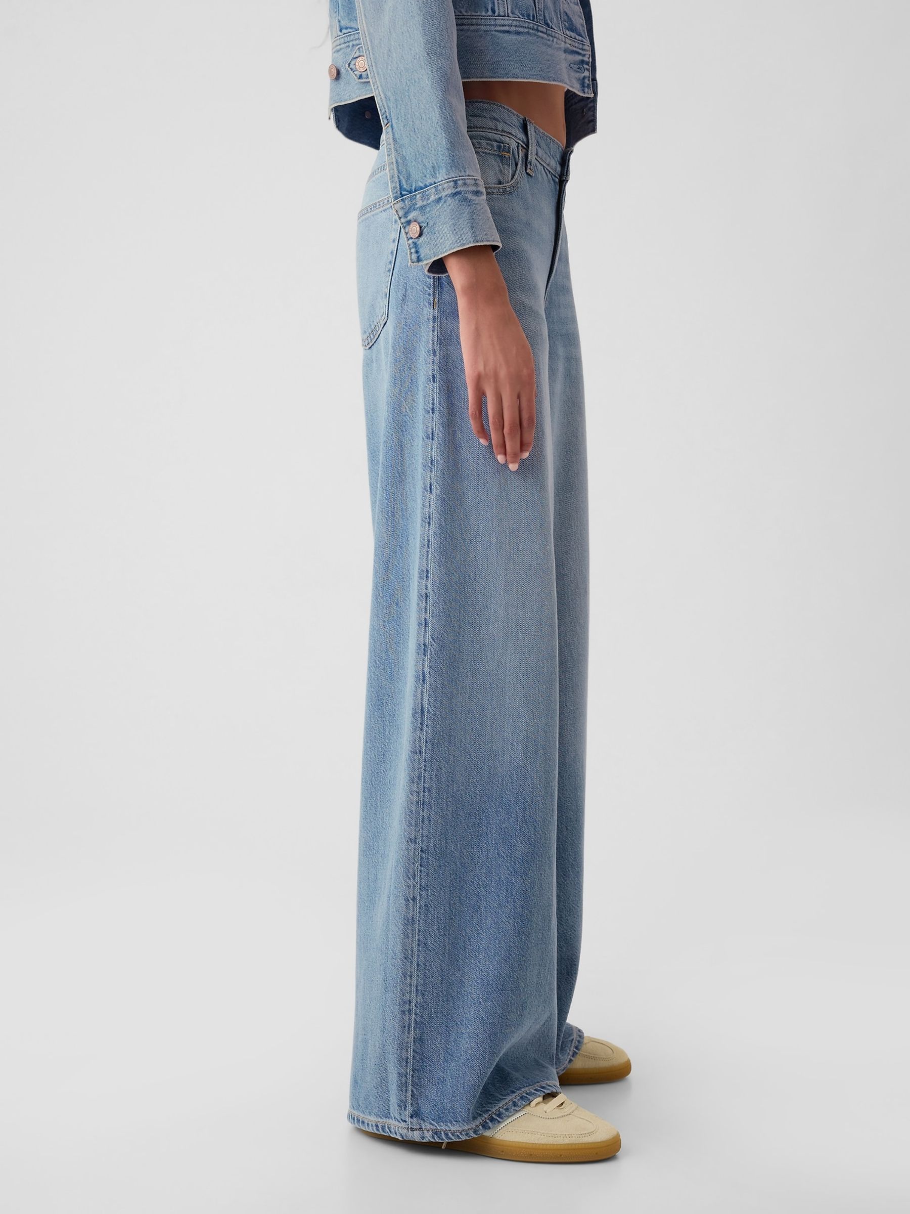 Buy Gap Light Wash Blue Mid Rise Ultra Soft Baggy Jeans from the