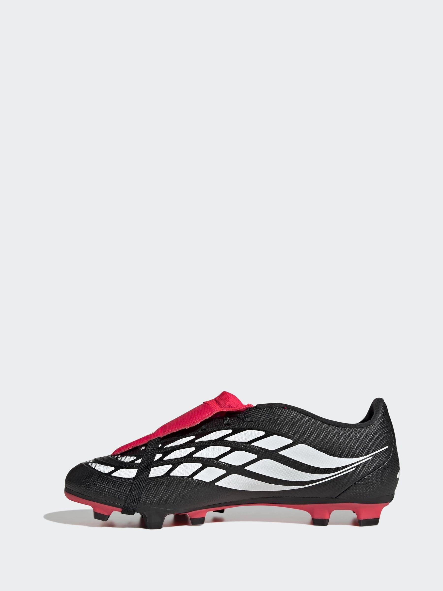 Next：日本 ブラック - adidas Predator Club 折り返しタン ファーム