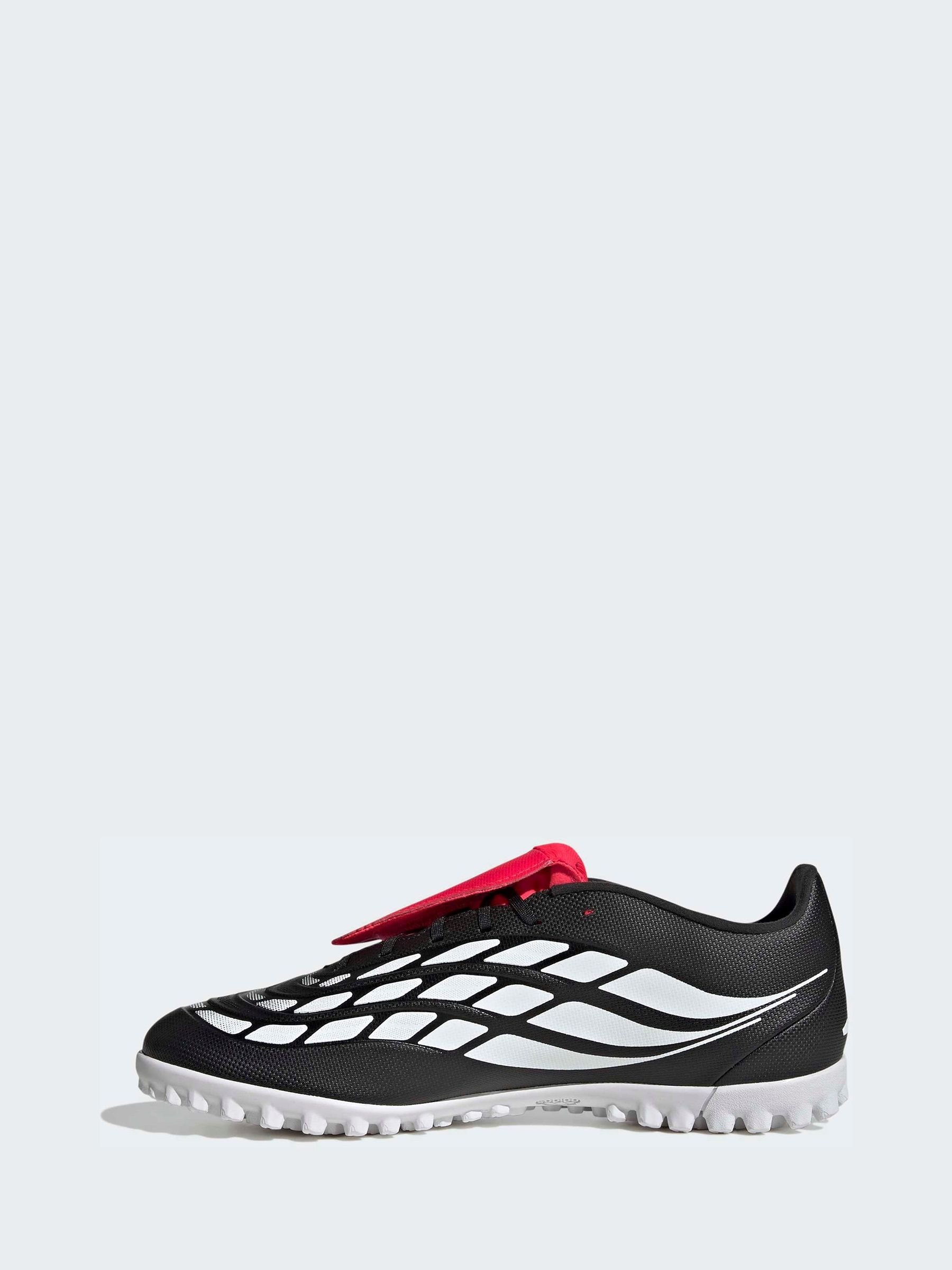 Next：日本 ブラック - adidas Predator Club 折り返しタン ターフ