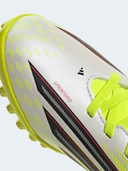 adidas F50 Club Hook & Loop Turf Football Kids Trainers - Image 4 de 11