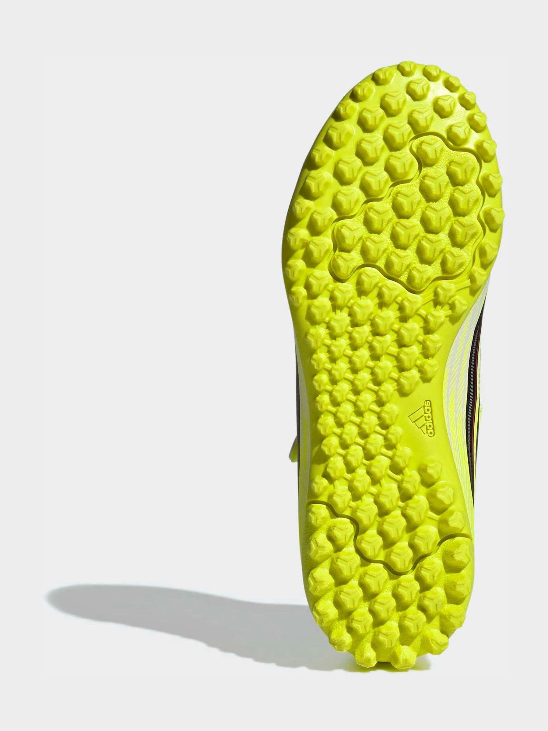 Comprar Tênis de Futebol Infantil adidas F50 Club com Gancho e