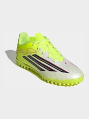 Желтый - детские футбольные кроссовки adidas F50 Club Turf Football - Изображение 6 12