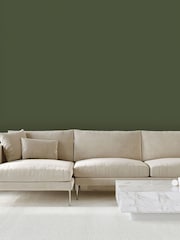 Laurence Llewelyn-Bowen Green Privet Matt 2.5Lt Emulsion Paint - Image 4 of 5