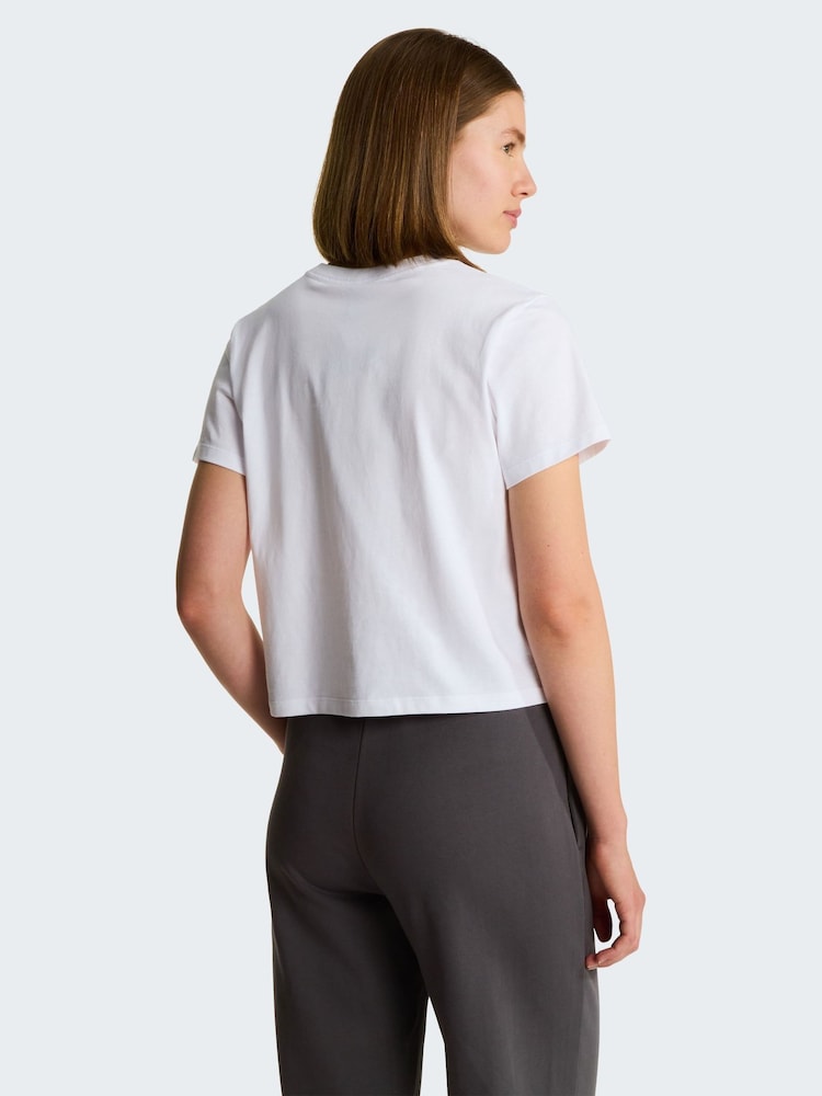 The North Face White Essential Cutie Regular Boxy Fit T-Shirt - Image 2 of 3 The North Face White Essential Cutie Regular Boxy Fit T-Shirt - Image 2 of 3