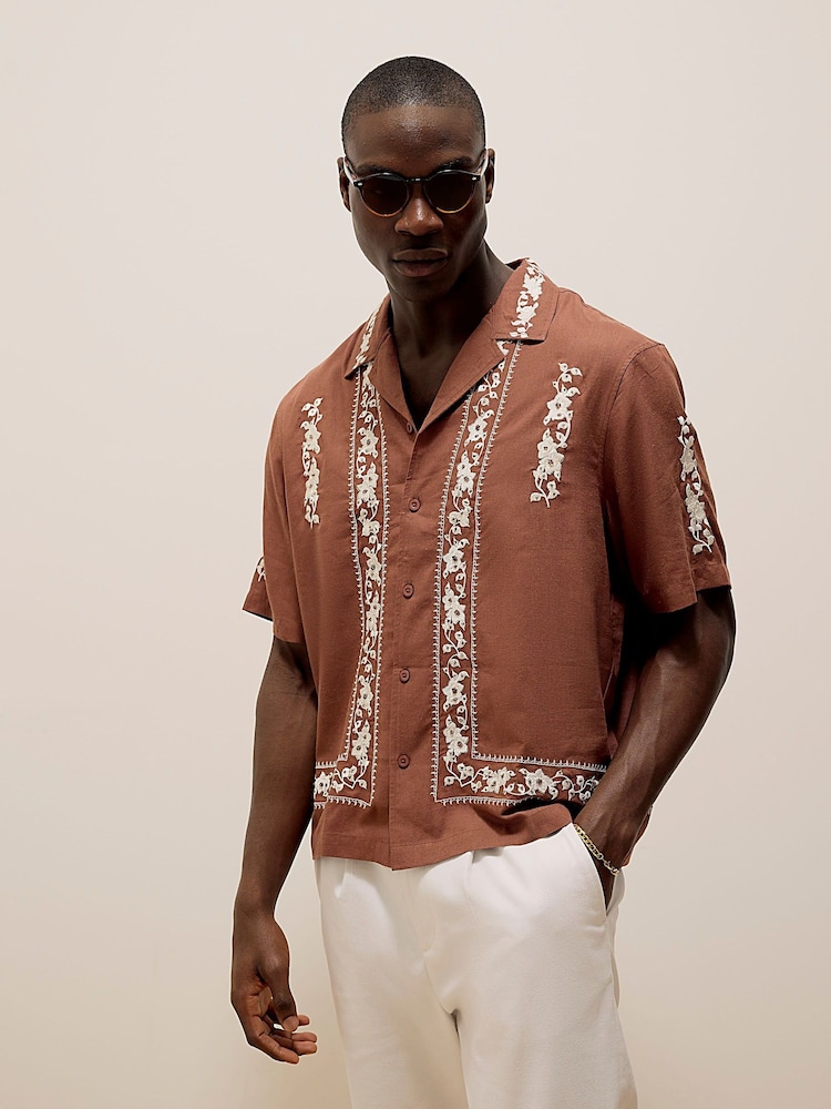 Camisa River Island Regular Fit Rust short sleeve Artisan Emb - Imagem 1 de 4