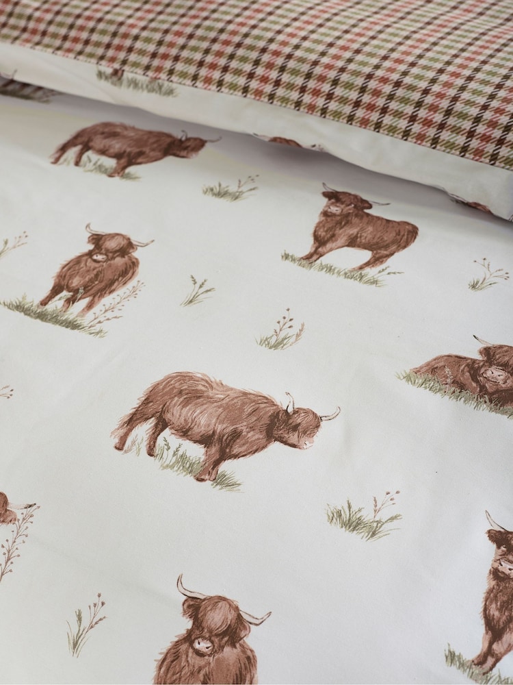 Catherine Lansfield Angus Highland Cow Reversible Duvet Cover Set - صورة 4 من 4
