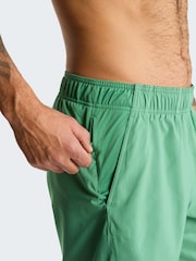 The North Face Green 24/7 7Inch Shorts - Image 7 of 9