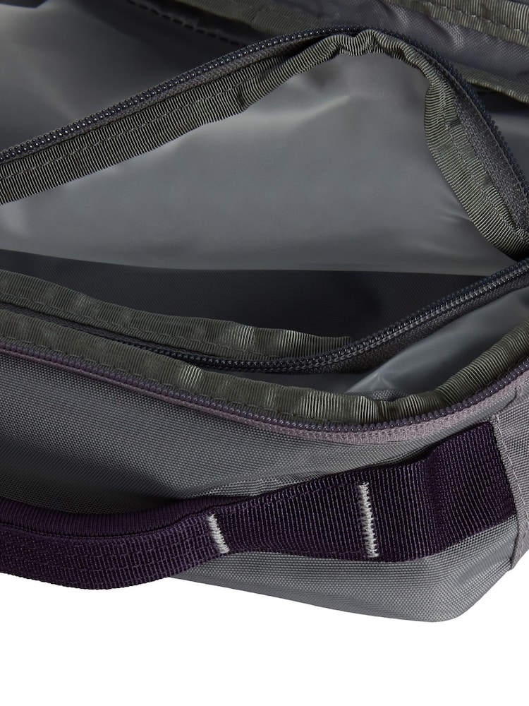 The North Face Grey Base Camp Voyager Toiletries Kit Bag - Image 4 of 4