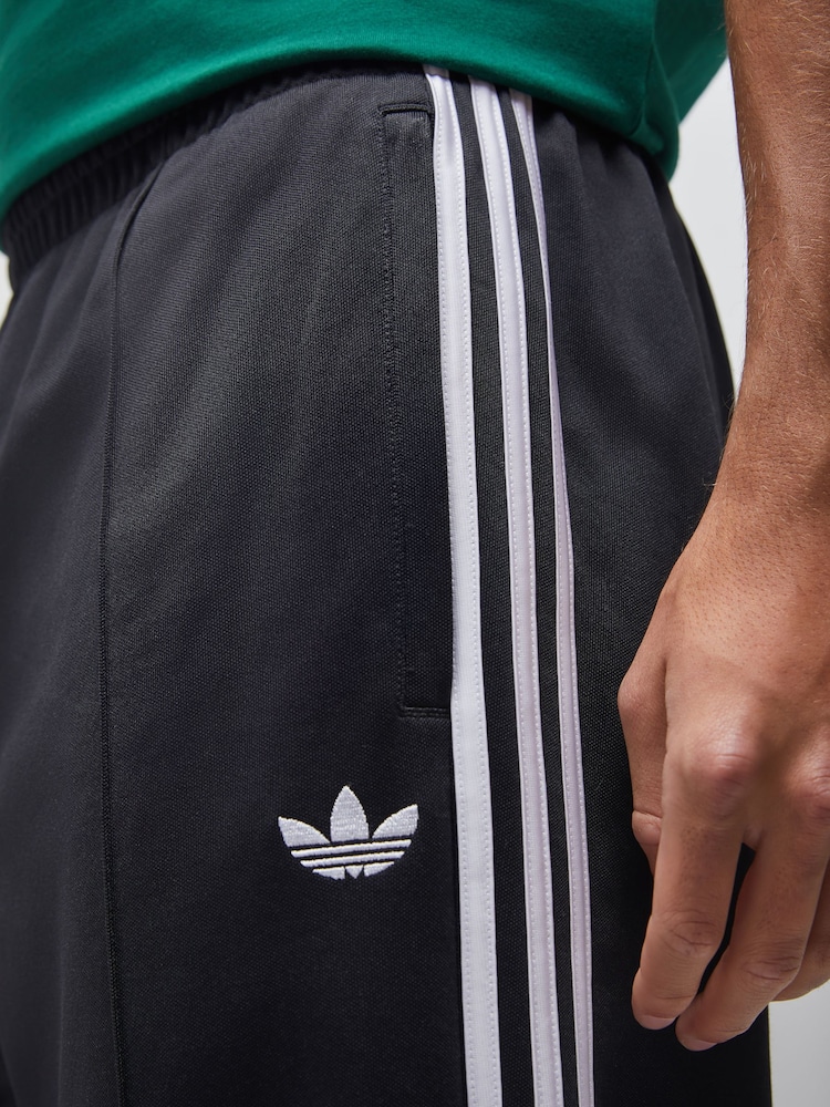 adidas Originals Black Baggy Track Joggers - Image 4 of 4