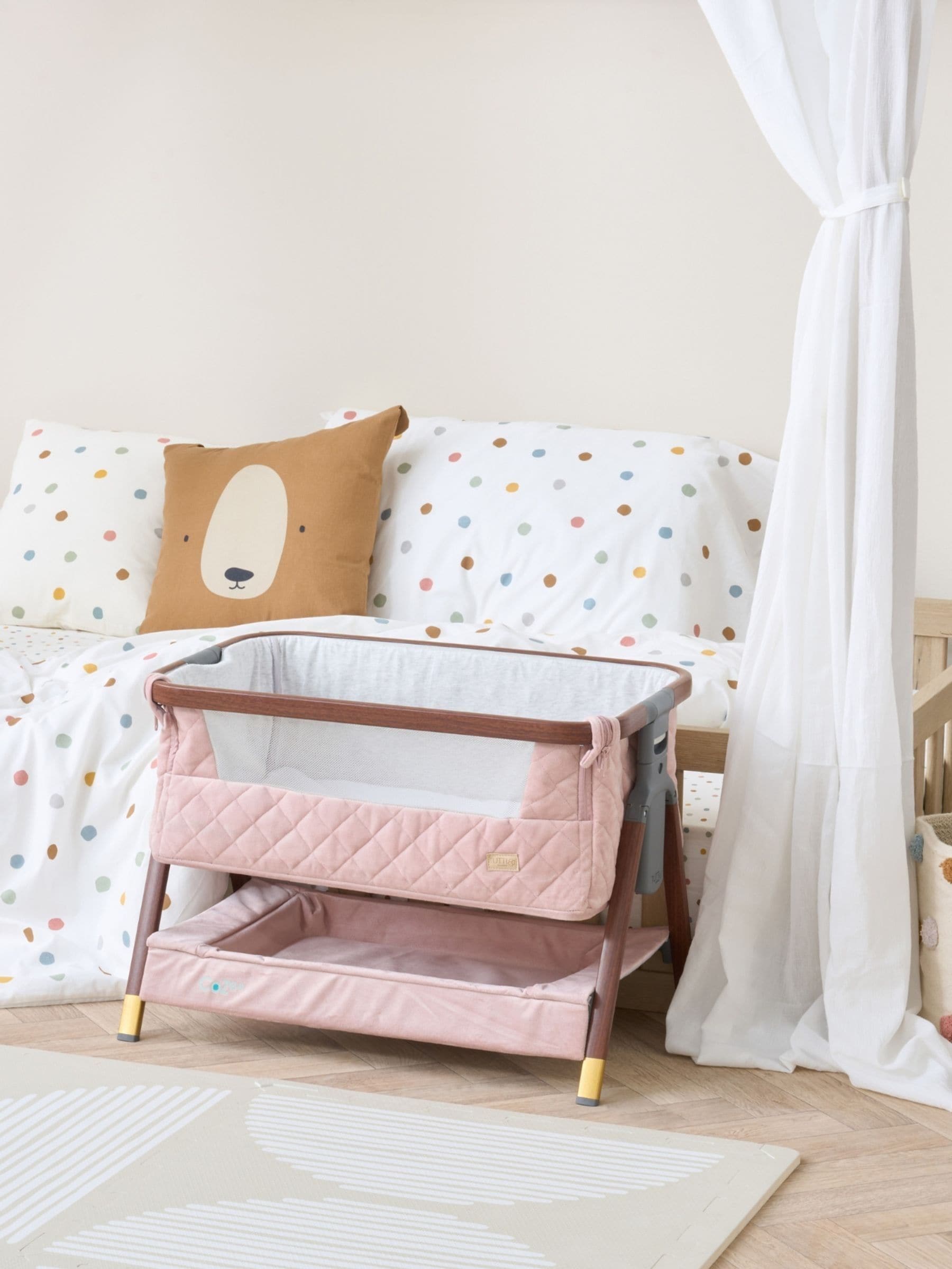 Tutti Bambini Unisex Kids Walnut Blush Cozee Mini Me Dolls Play Crib