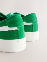 أخضر - حذاء رياضي برباط من الجلد السويد مخطط جانبي من Forever Comfort - صورة 9 من 9