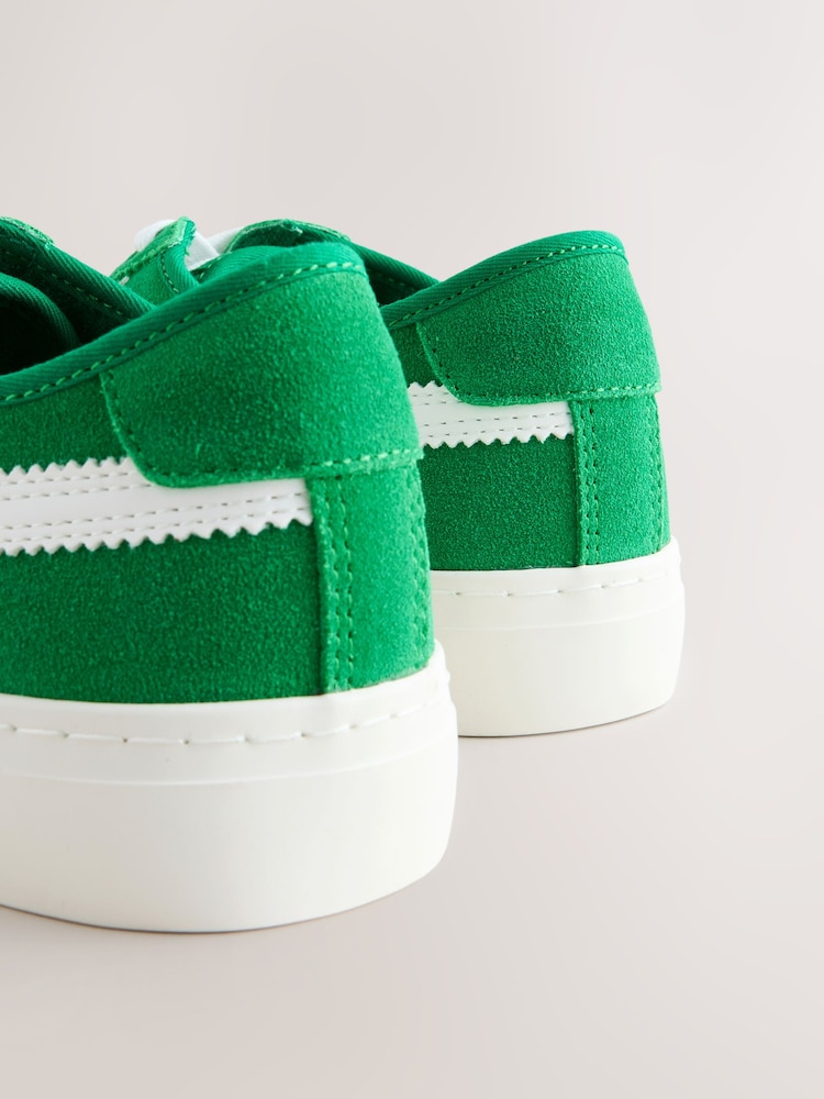 أخضر - حذاء رياضي برباط من الجلد السويد مخطط جانبي من Forever Comfort - صورة 9 من 9 أخضر - حذاء رياضي برباط من الجلد السويد مخطط جانبي من Forever Comfort - صورة 9 من 9